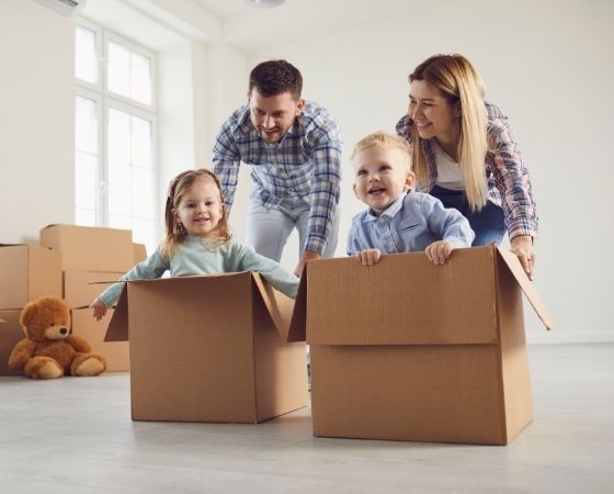 elliniki-etaireia-metakomisis-monaxo